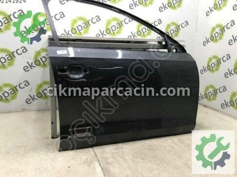 Volkswagen Jetta Sağ Ön Kapı 5C6831056 çıkma parça