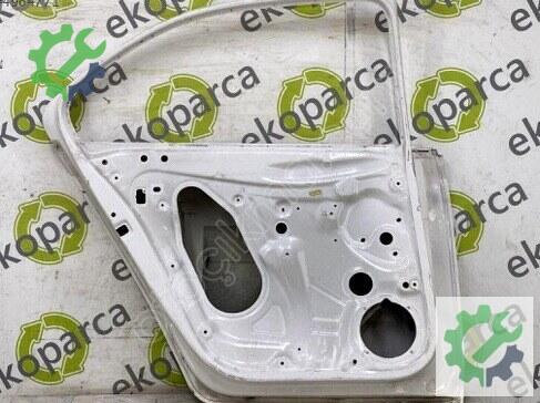 Volkswagen Jetta Sol Arka Kapı 5C6833055 çıkma parça