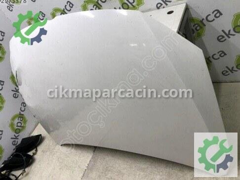 Volkswagen Jetta Kaput 5C6823031 çıkma parça