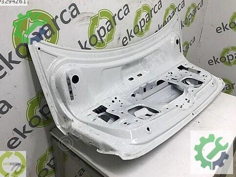 Volkswagen Jetta Bagaj Kapağı 5C6827025C çıkma parça