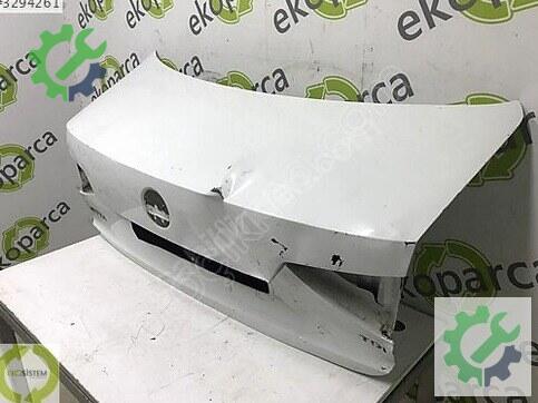 Volkswagen Jetta Bagaj Kapağı 5C6827025C çıkma parça