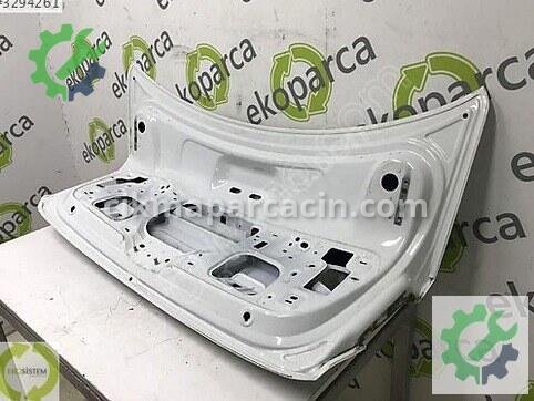 Volkswagen Jetta Bagaj Kapağı 5C6827025C çıkma parça