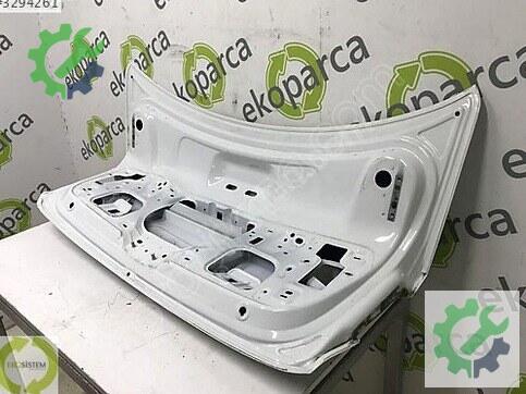 Volkswagen Jetta Bagaj Kapağı 5C6827025C çıkma parça