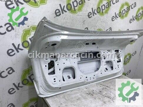 Volkswagen Jetta Bagaj Kapağı 5C6827025C çıkma parça