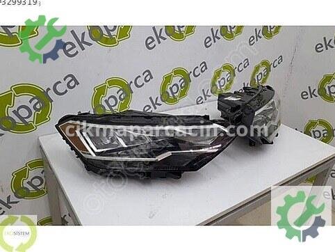 Volkswagen Jetta Sağ Ön Far 17A941036A çıkma parça