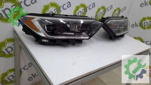 Volkswagen Jetta Sağ Ön Far 17A941036C çıkma parça