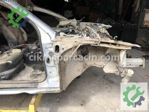 Volkswagen Passat Sağ Ön Aks 3B0809102 çıkma parça