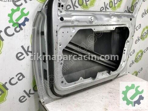 Volkswagen Passat Sağ Ön Kapı 3C4831056 çıkma parça