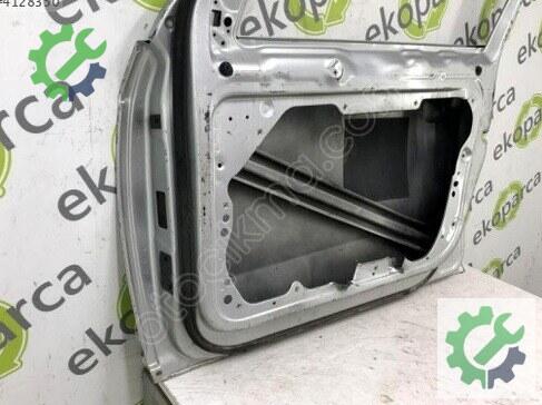Volkswagen Passat Sağ Ön Kapı 3C4831056 çıkma parça