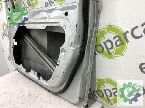 Volkswagen Passat Sağ Ön Kapı 3C4831056 çıkma parça