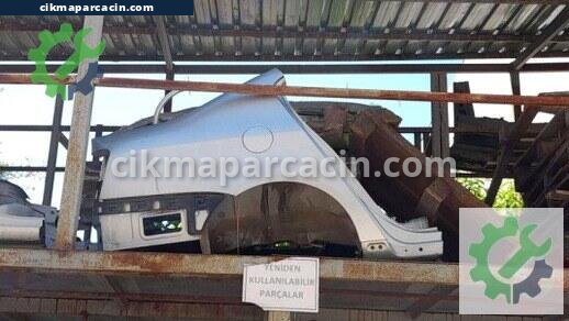 Volkswagen Passat Sağ Arka Çamurluk çıkma parça