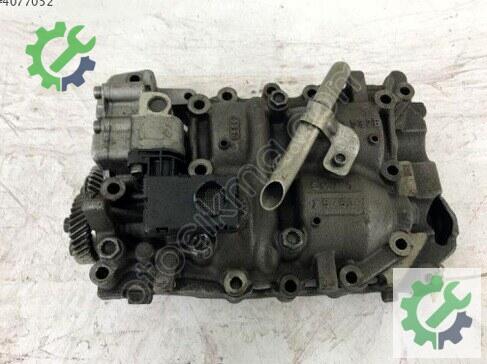 Volkswagen Passat Yağ Pompası 03G103537B çıkma parça