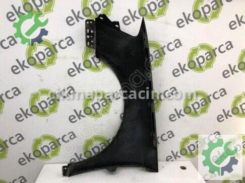 Volkswagen Passat Sağ Ön Çamurluk 3C0821022 çıkma parça