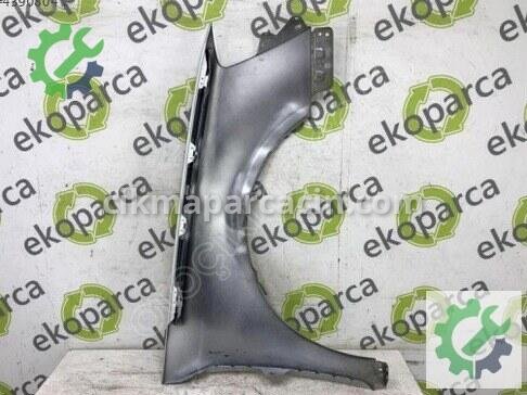 Volkswagen Passat Sol Ön Çamurluk 3C0821021 çıkma parça