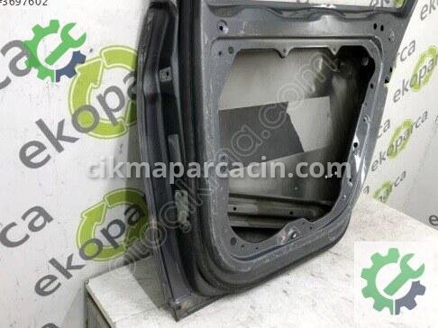 Volkswagen Passat Sağ Arka Kapı 3C5833056 çıkma parça