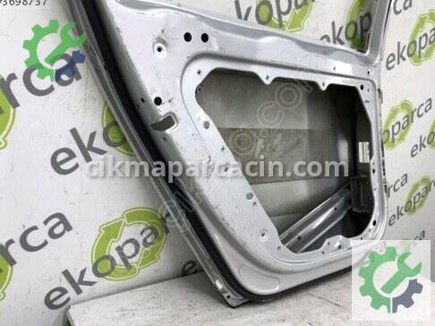 Volkswagen Passat Sol Arka Kapı 3C5833055 çıkma parça