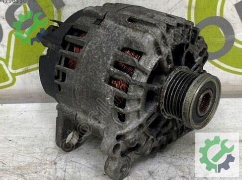 Volkswagen Passat Şarj Dinamosu 03C903025D çıkma parça