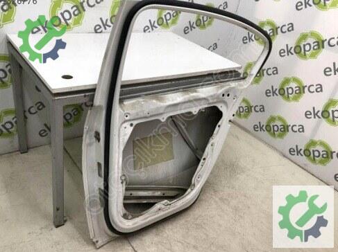 Volkswagen Passat Sağ Arka Kapı 3AE833056 çıkma parça