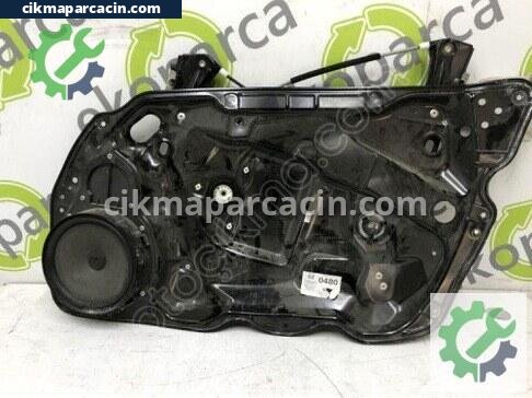 Volkswagen Passat Sağ Ön Cam Krikosu çıkma parça