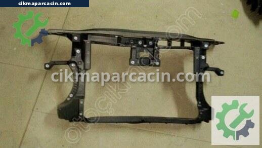 Volkswagen Passat Ön Panel çıkma parça