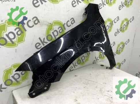 Volkswagen Passat Sol Ön Çamurluk 3AA821021 çıkma parça