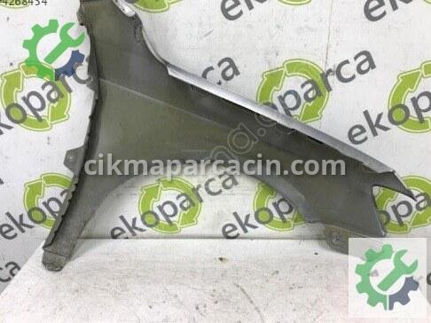 Volkswagen Passat Sol Ön Çamurluk 3AA821021 çıkma parça