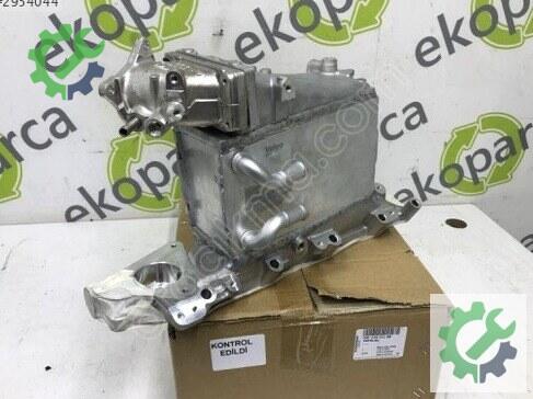 Volkswagen Passat Emme Manifoldu 04L129711AB çıkma parça