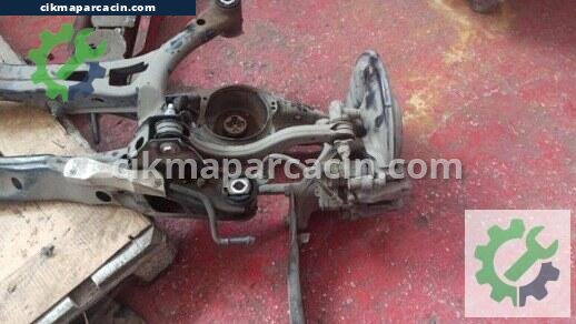 Volkswagen Passat Taşıyıcı çıkma parça