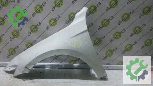 Volkswagen Passat Sol Ön Çamurluk 3G0821021 çıkma parça
