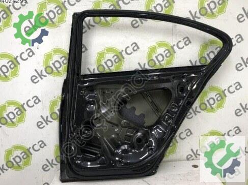 Volkswagen Passat Sağ Arka Kapı 3G5833056 çıkma parça