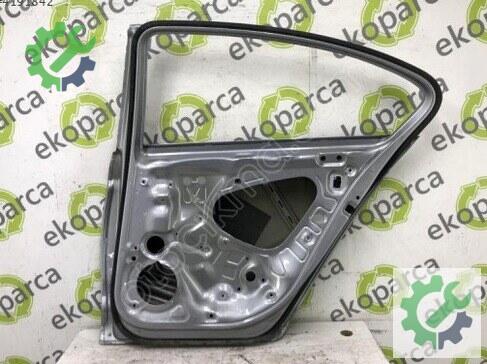 Volkswagen Passat Sağ Arka Kapı 3G5833056 çıkma parça