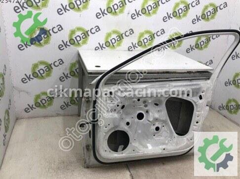 Volkswagen Passat Sağ Ön Kapı 3G0831056 çıkma parça