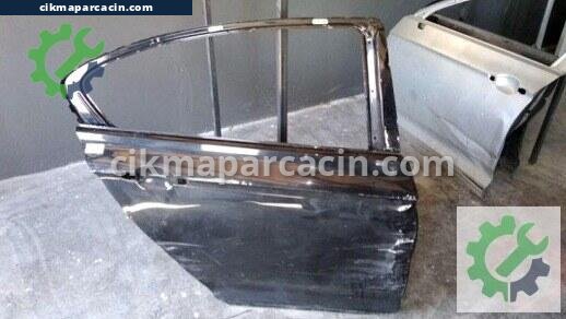 Volkswagen Passat Sağ Arka Kapı çıkma parça