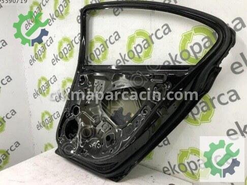 Volkswagen Passat Sağ Arka Kapı 3G5833056 çıkma parça