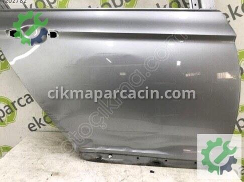 Volkswagen Passat Sağ Arka Kapı 3G5833056 çıkma parça