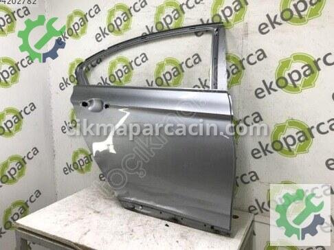 Volkswagen Passat Sağ Arka Kapı 3G5833056 çıkma parça