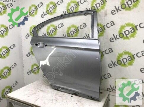 Volkswagen Passat Sağ Arka Kapı 3G5833056 çıkma parça