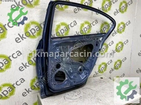 Volkswagen Passat Sağ Arka Kapı 3G5833056 çıkma parça