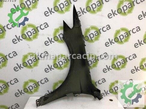 Volkswagen Passat Sağ Ön Çamurluk 3G0821022 çıkma parça