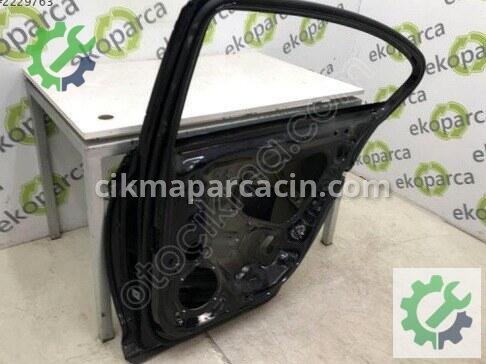 Volkswagen Passat Sağ Arka Kapı 3G5833056 çıkma parça