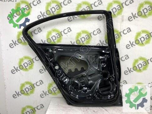 Volkswagen Passat Sol Arka Kapı 3G5833055 çıkma parça