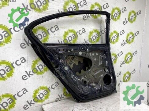 Volkswagen Passat Sol Arka Kapı 3G5833055 çıkma parça