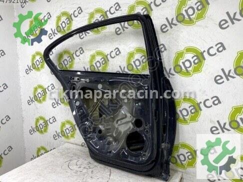 Volkswagen Passat Sol Arka Kapı 3G5833055 çıkma parça