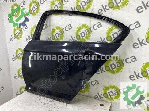 Volkswagen Passat Sol Arka Kapı 3G5833055 çıkma parça
