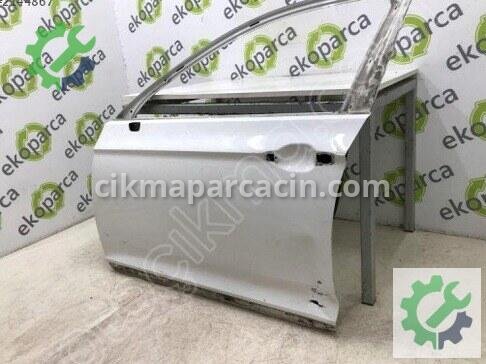 Volkswagen Passat Sol Ön Kapı 3G0831055 çıkma parça