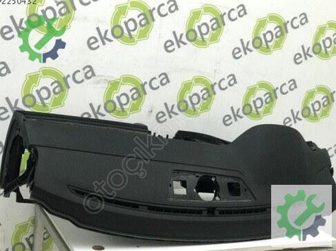 Volkswagen Passat Torpido 3G1857003 çıkma parça