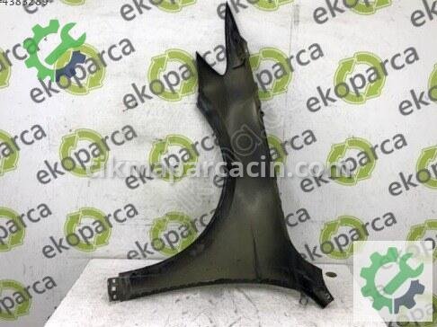 Volkswagen Passat Sağ Ön Çamurluk 3G0821022 çıkma parça