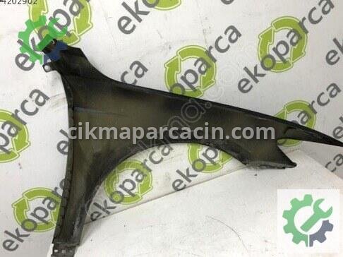 Volkswagen Passat Sol Ön Çamurluk 3G0821021 çıkma parça