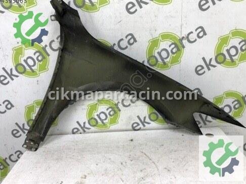 Volkswagen Passat Sol Ön Çamurluk 3G0821021 çıkma parça