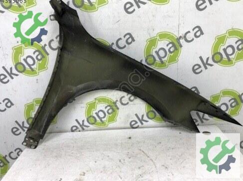 Volkswagen Passat Sol Ön Çamurluk 3G0821021 çıkma parça
